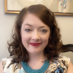 Sarah Floyd headshot